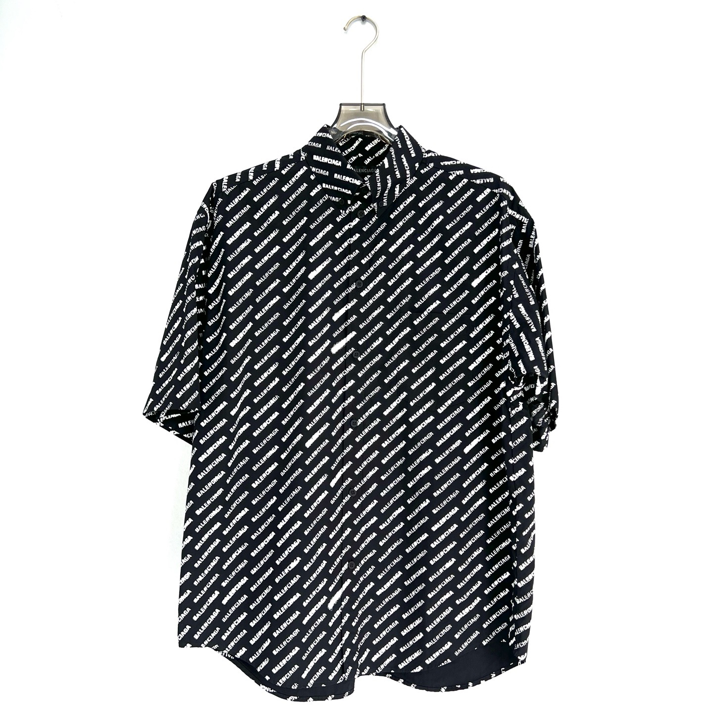 未使用 Balenciaga/巴黎世家 弹幕满印开衫短袖/37码（北京）
