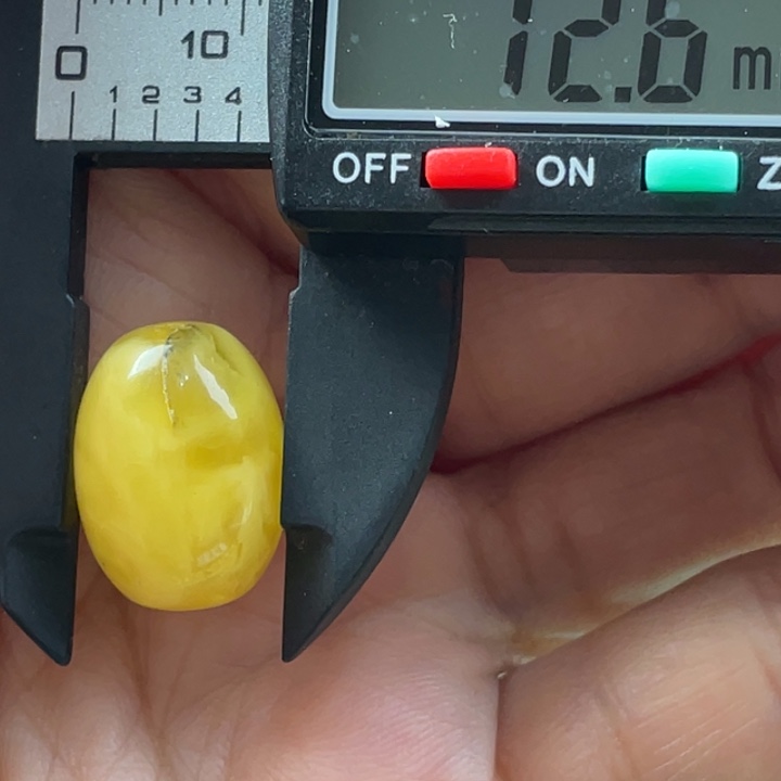 【闪购商品】琥珀裸石未镶嵌14号杂