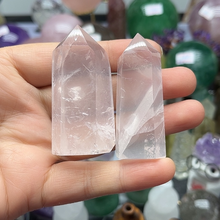 未镶嵌珠宝半成品水晶87克粉水晶柱