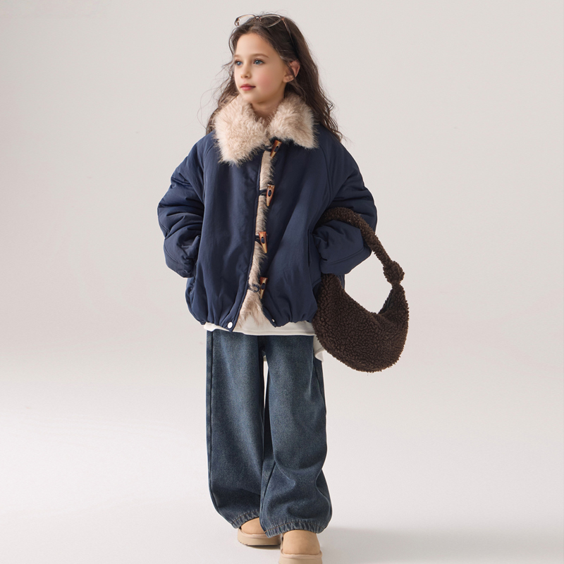 女童加绒外套秋冬装2025新款洋气爆款女孩高级感加厚派克服棉服潮