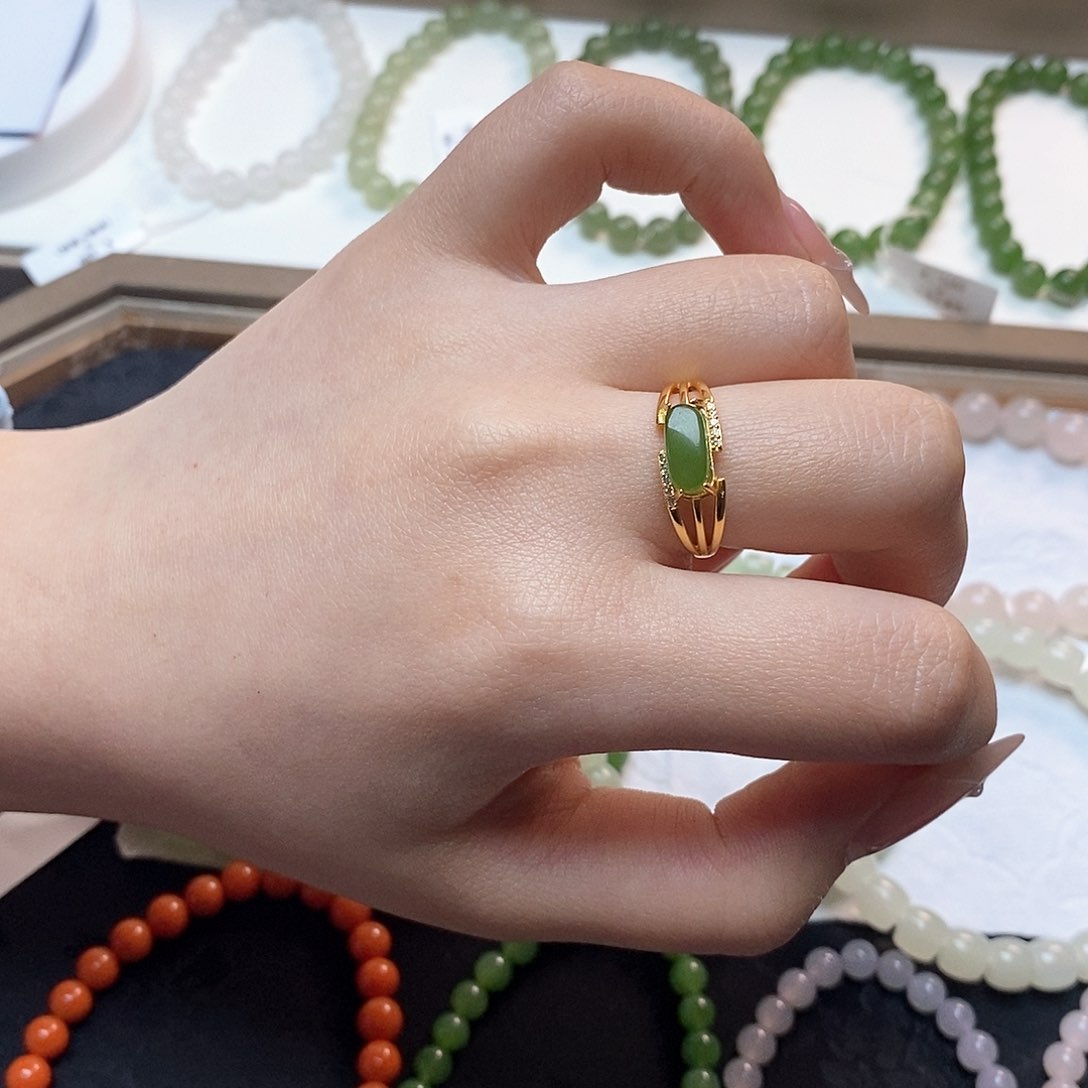 和田玉戒指银S925镶嵌碧玉开口戒