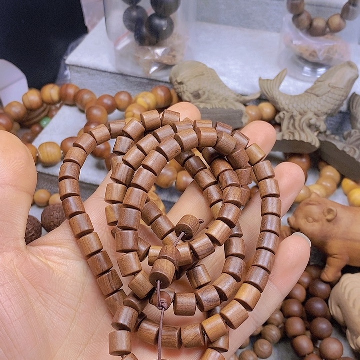 檀香木其他焦糖。。