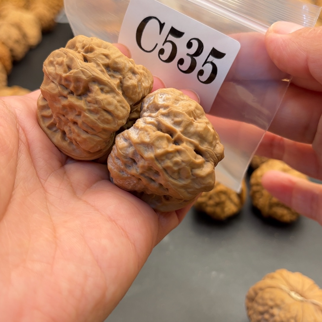 缘***轩桃核把件蛙蛙了福利39