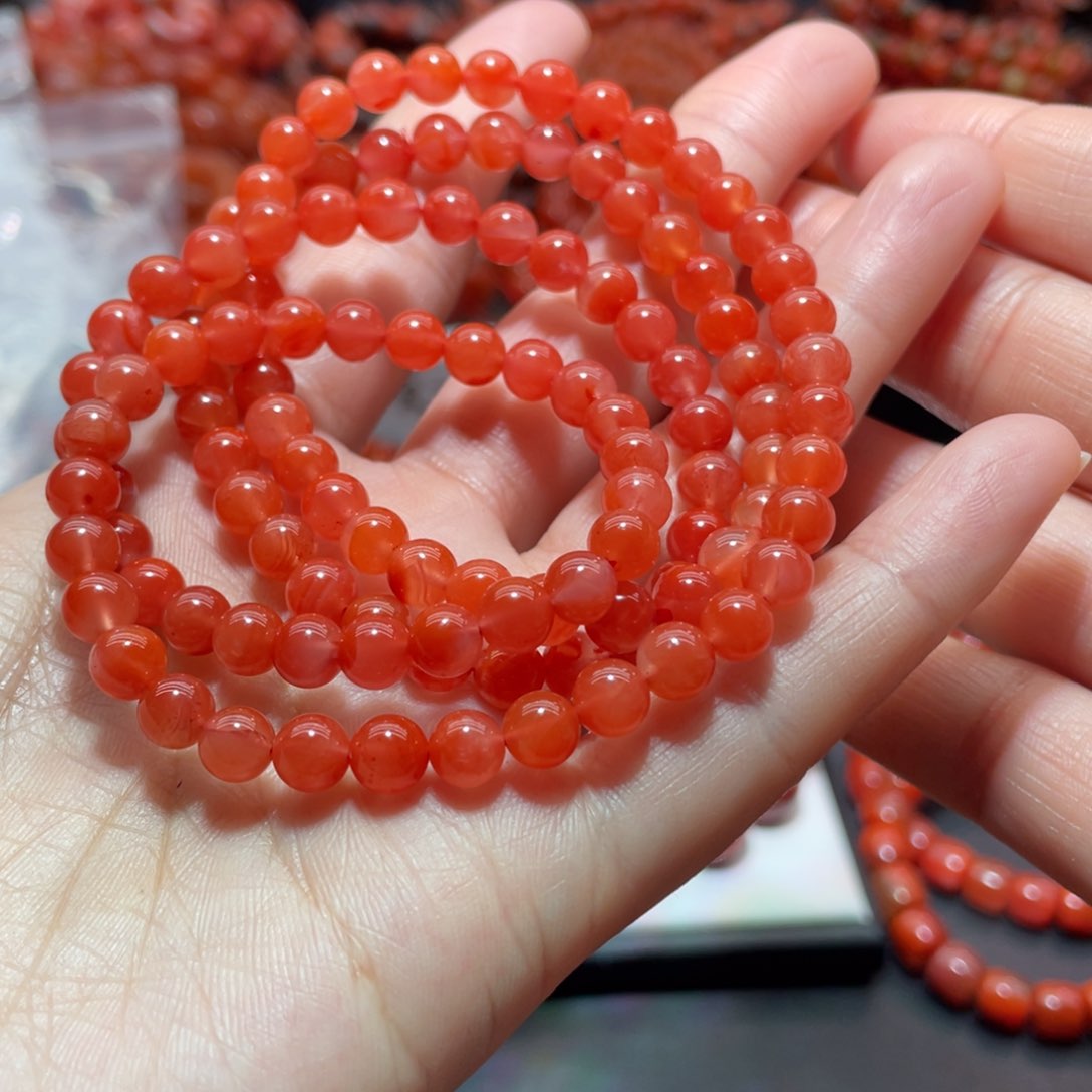 南红玛瑙手链未镶嵌