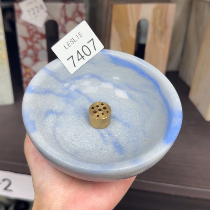 X407.               福利