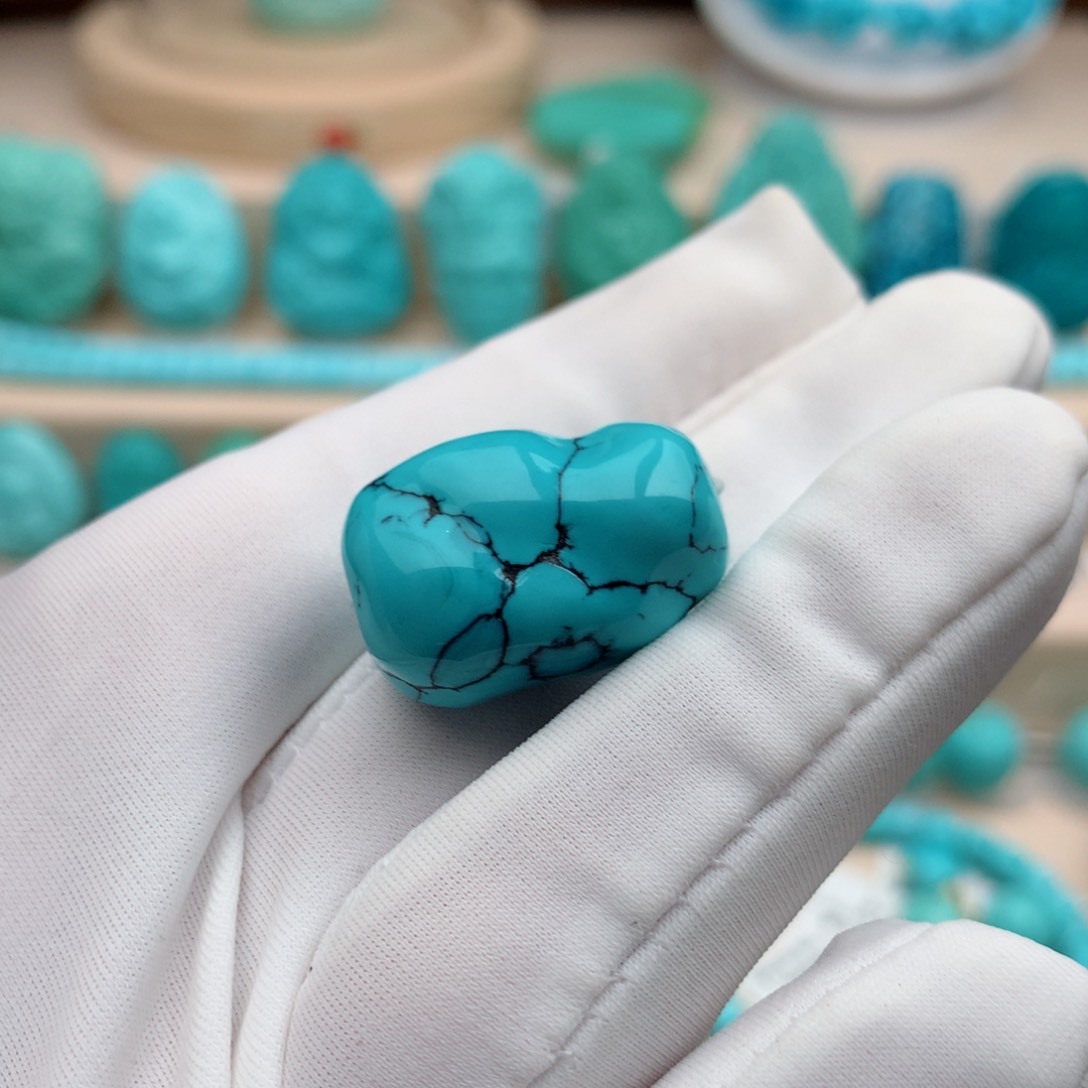 绿松石珠宝奇石未镶嵌8.35克