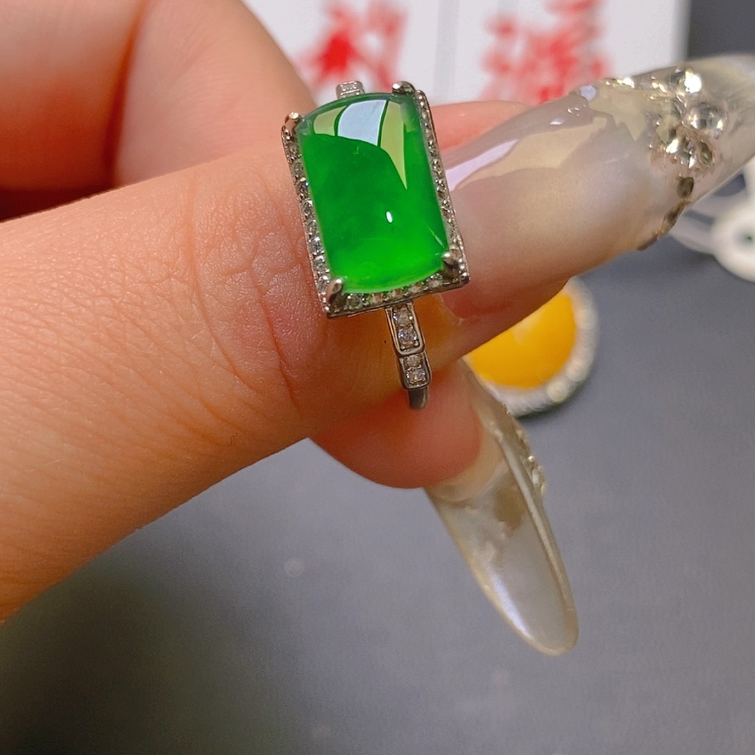 翡翠耳饰银S925镶嵌天然翡翠