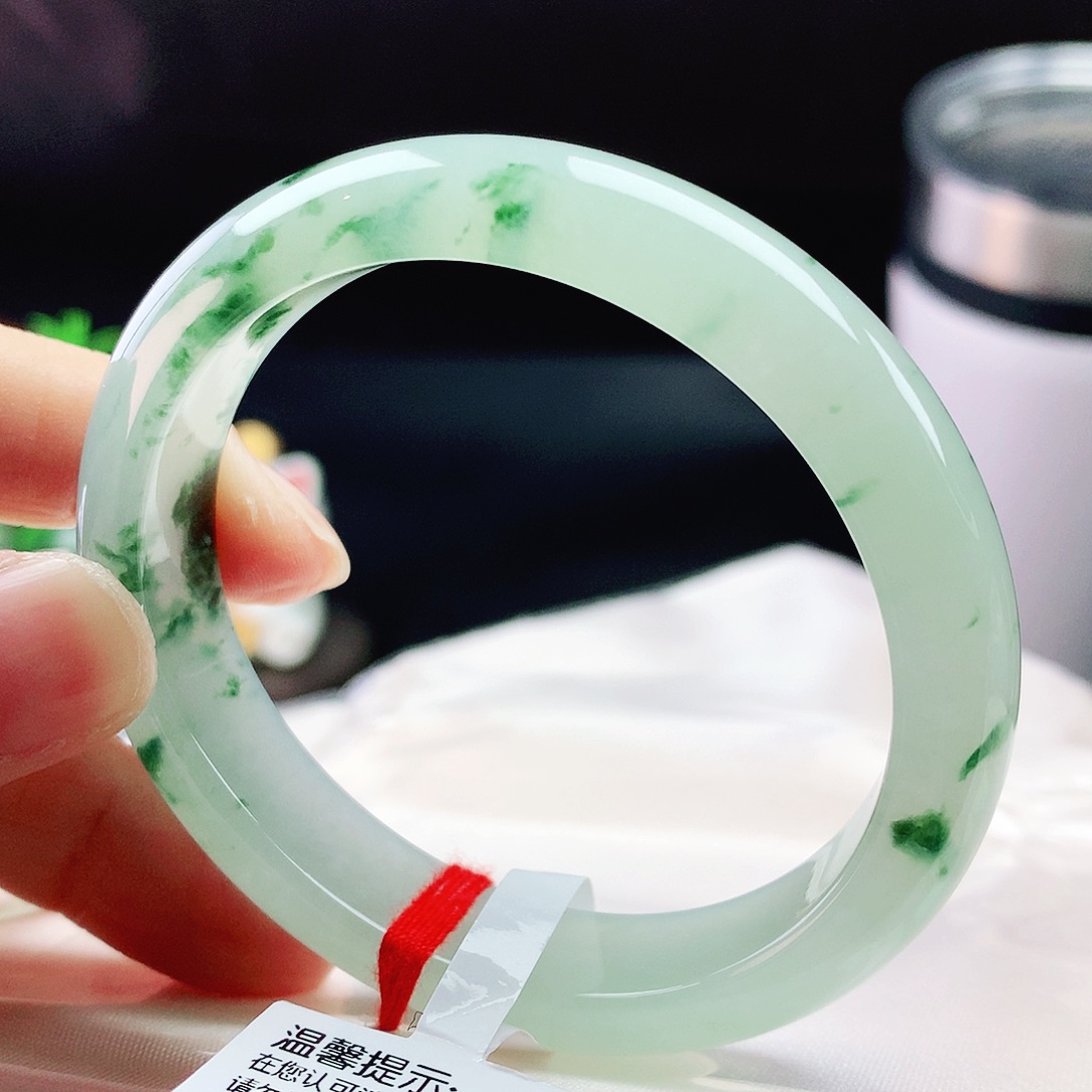 未镶嵌手镯翡翠54贵妃