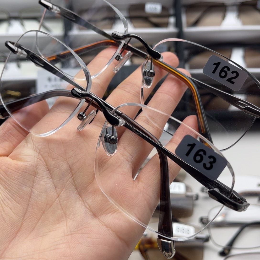 四***乐天然水晶石头眼镜