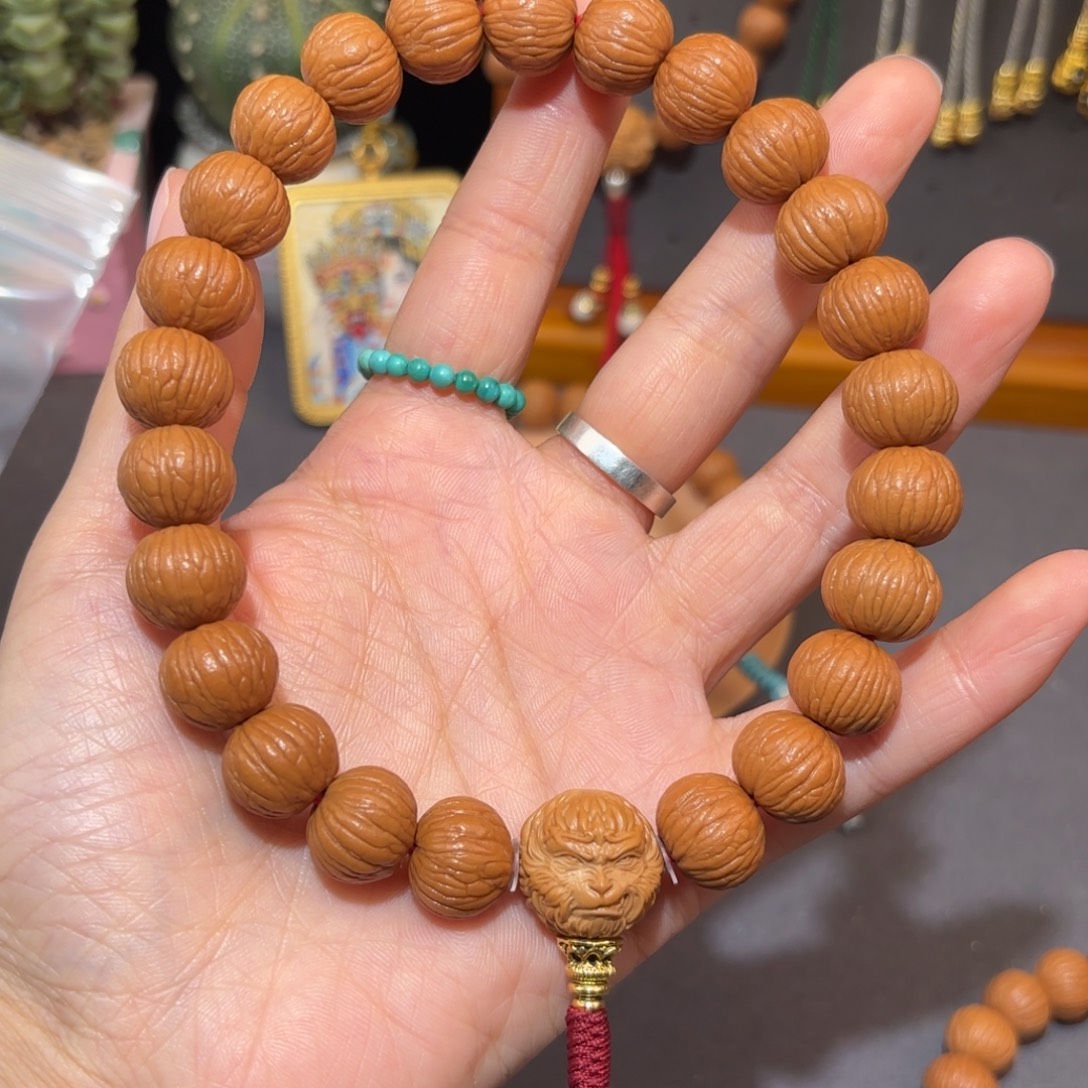 萝****手串猴头核桃土豪三围同尺精品手持