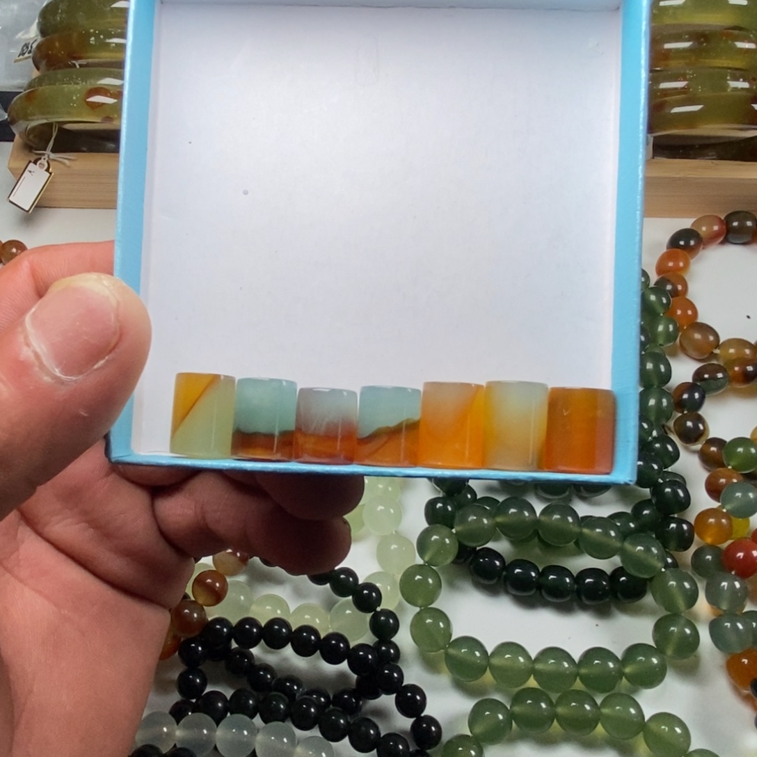 未镶嵌蛇纹石玉手链花玉精品手串