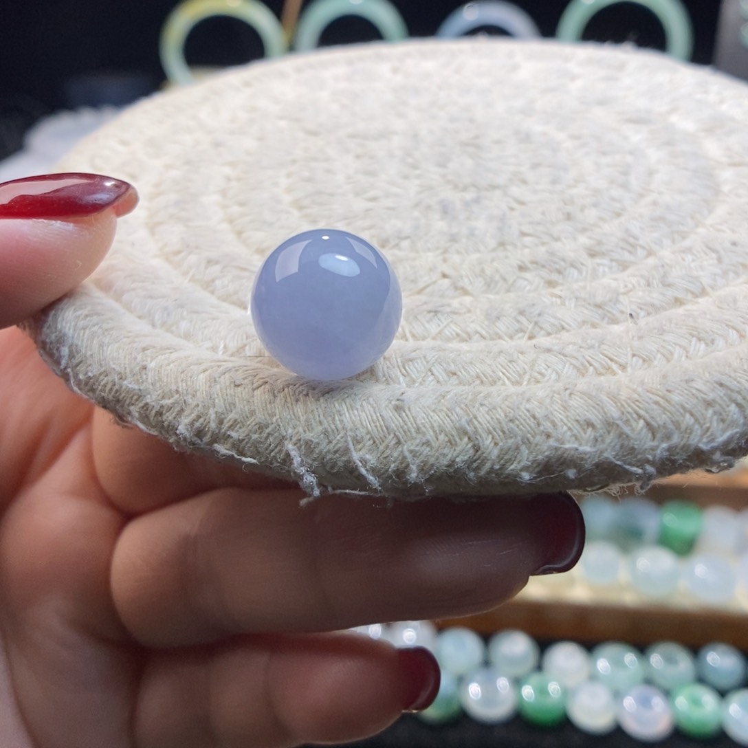 翡翠颈饰未镶嵌圆珠13.5