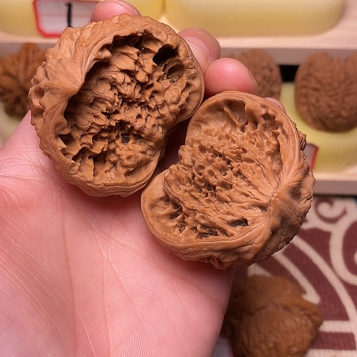 丁***力吊坠文玩核桃46官帽蛇头