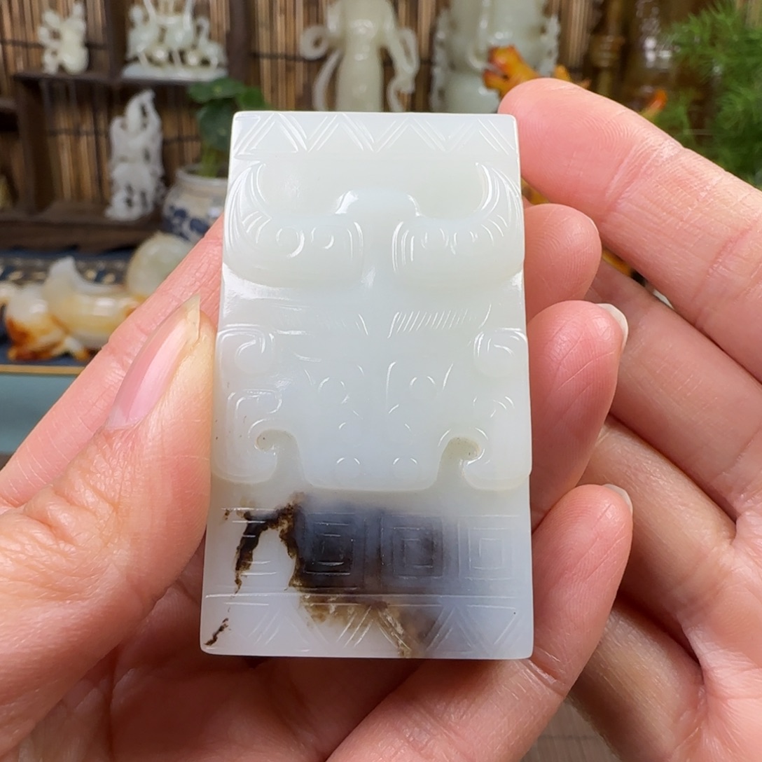 人***桀和田玉（糖玉）未镶嵌挂件