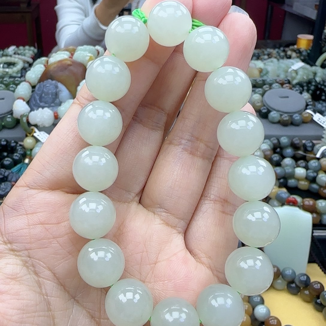 和田玉手链未镶嵌