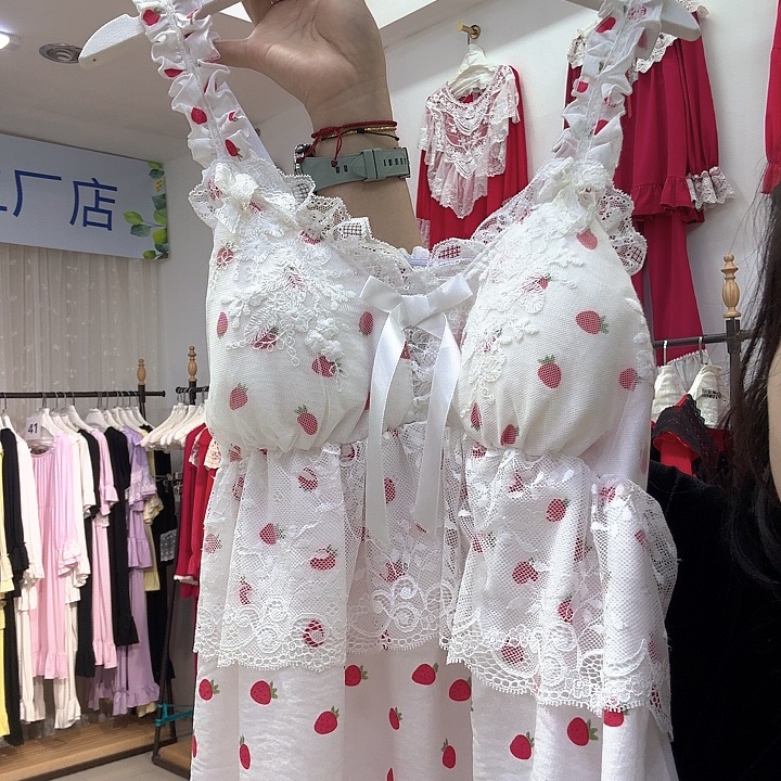 三醋酯纤维吊带睡裙