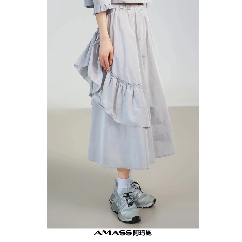 AMASS/阿玛施早春时尚松紧设计感 左右不对称造型蓬蓬裙520020