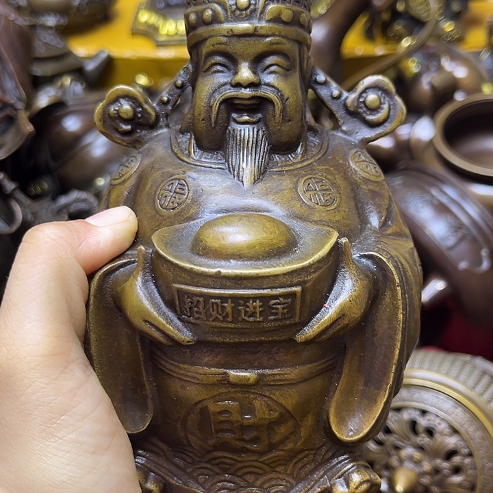 诚信经营精美铜器