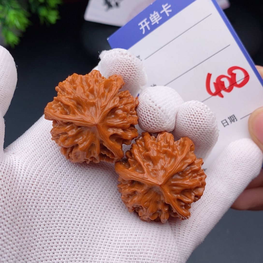 文玩核桃把件35三棱400