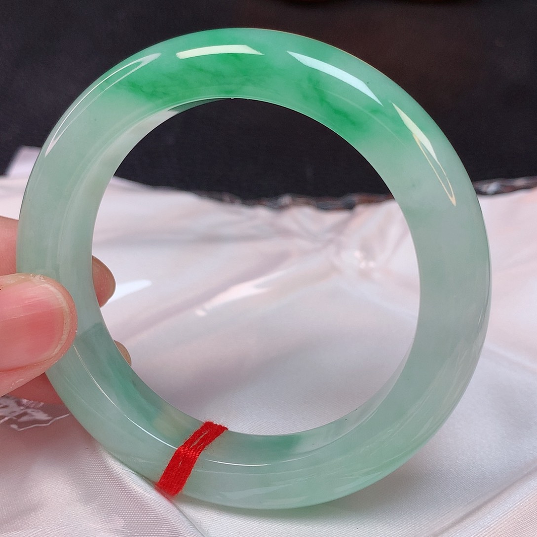 【闪购商品】翡翠手镯未镶嵌子*妈53+ 翡翠手镯