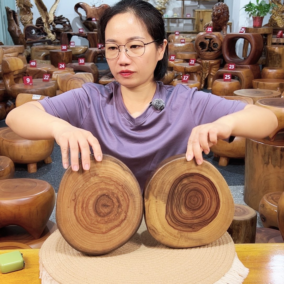 号香樟木尺寸：18-18-4cm
