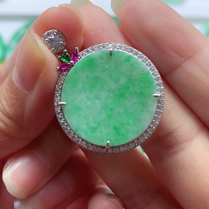 颈饰银S925镶嵌翡翠翡翠