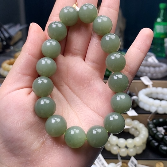 未镶嵌和田玉手链