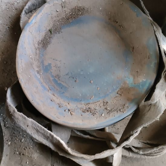 陶瓷粗瓷蓝色平盘两支