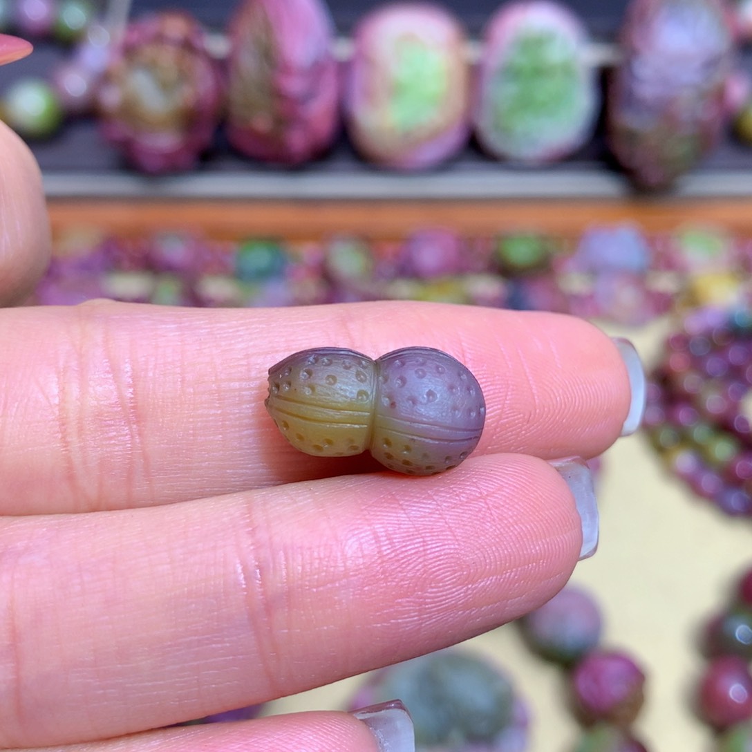 玛瑙挂件未镶嵌盐源