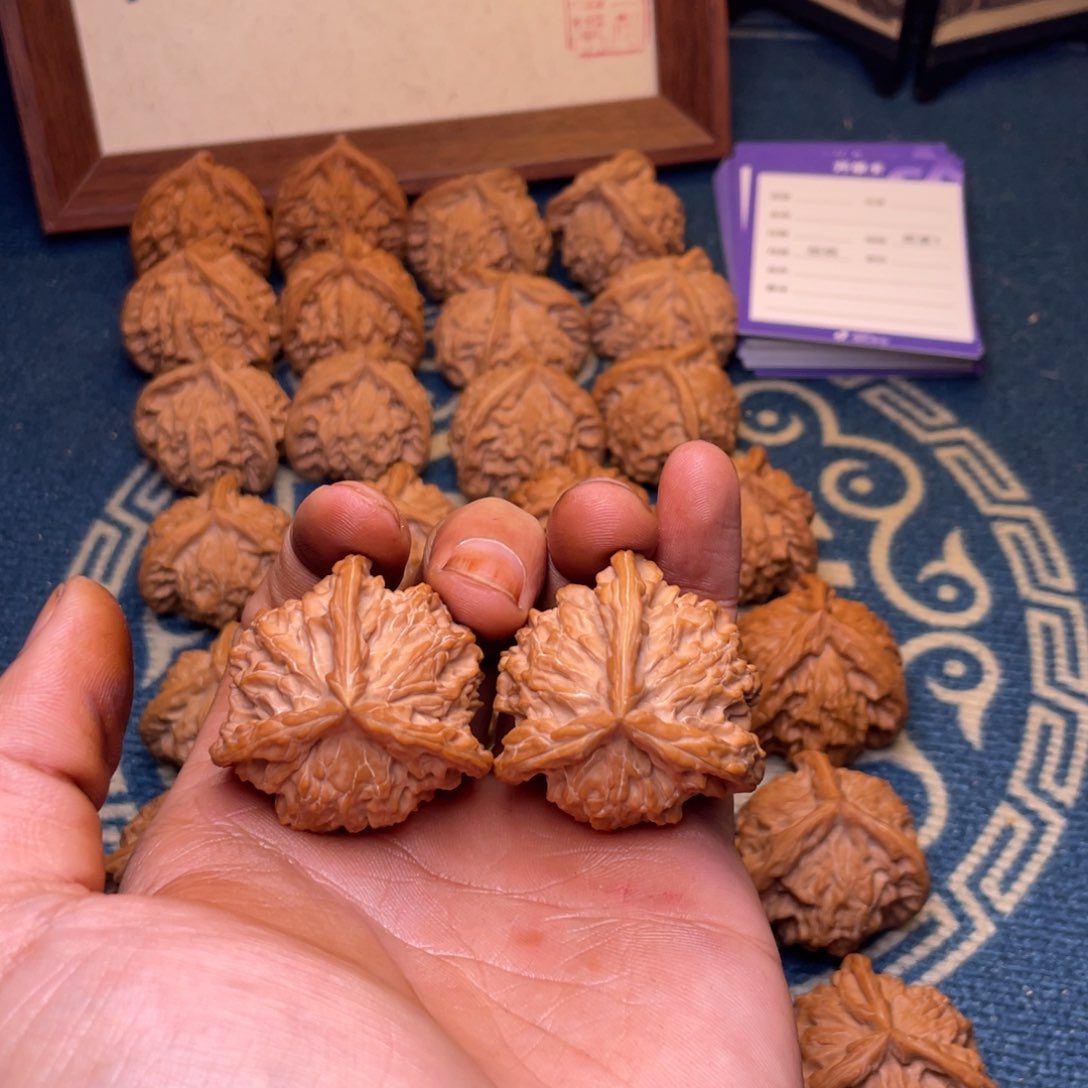 把件文玩核桃国****物盘山40