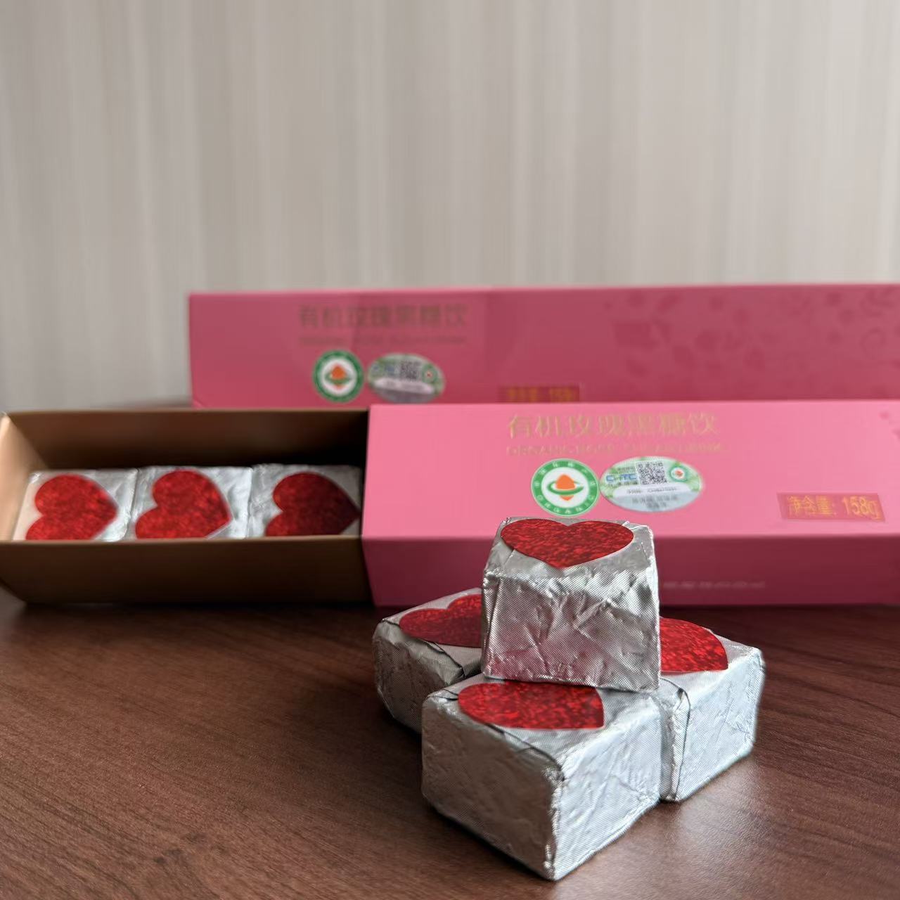 有机玫瑰老姜黑糖饮  