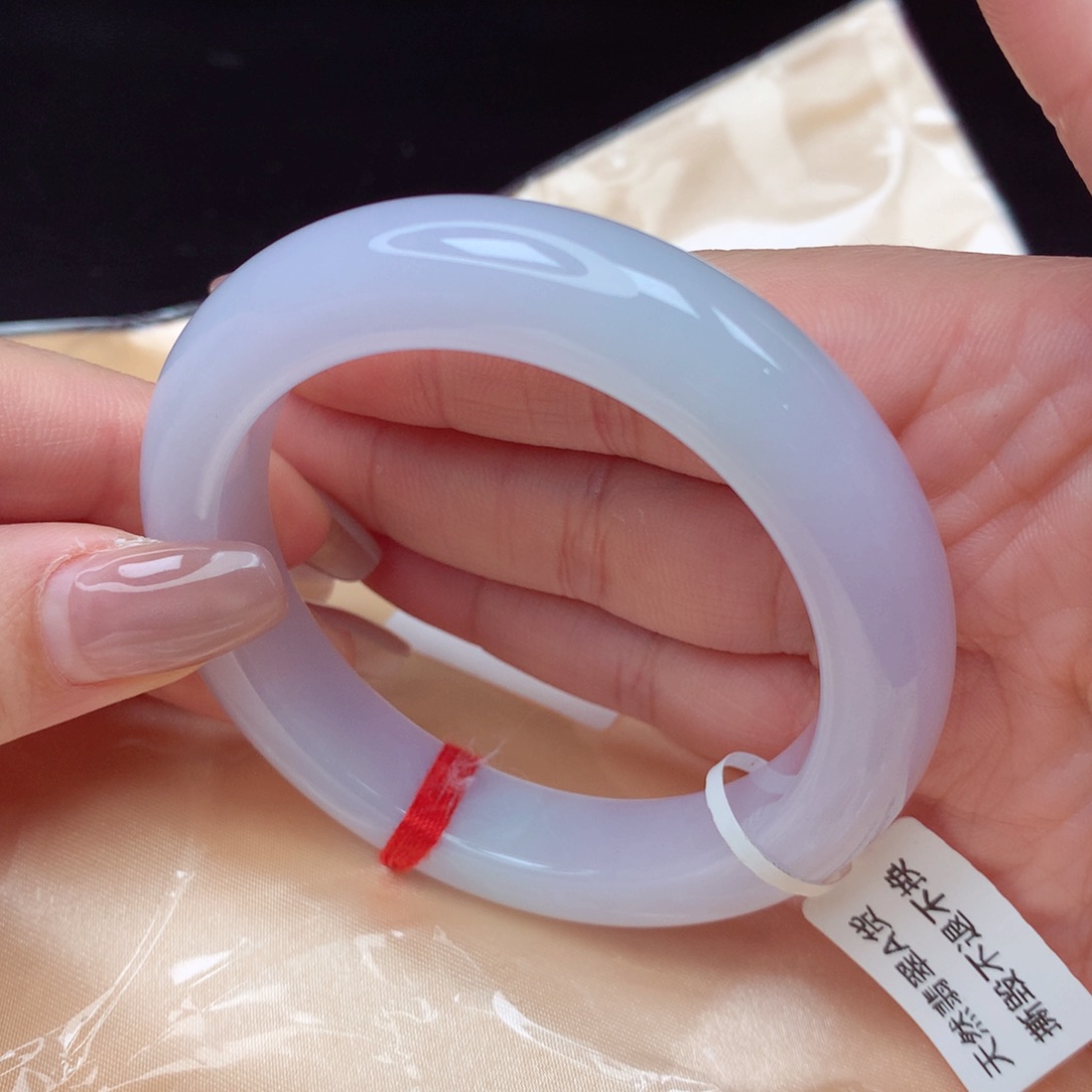 翡翠手镯未镶嵌手镯54