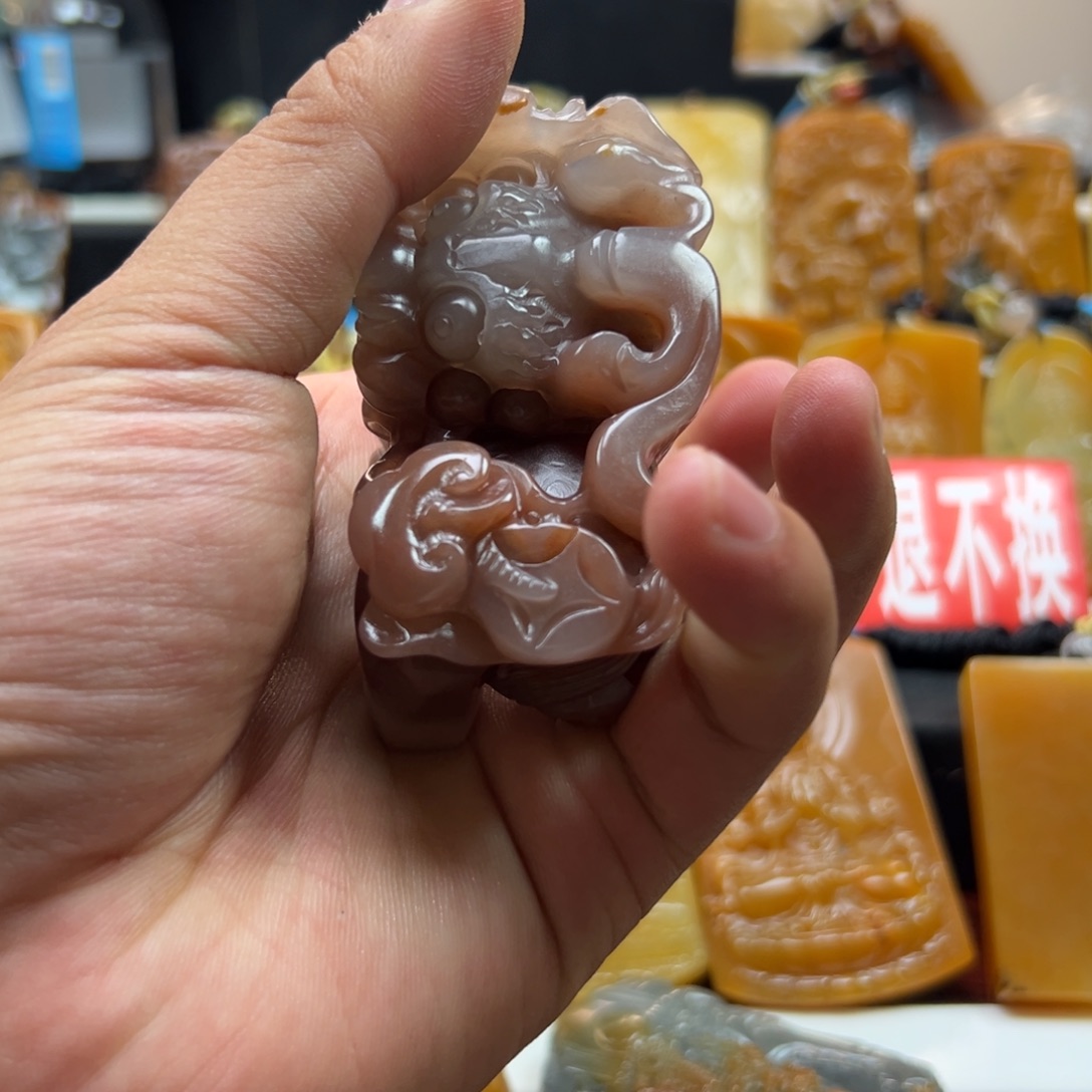 石英质玉（黄龙玉）未镶嵌hly