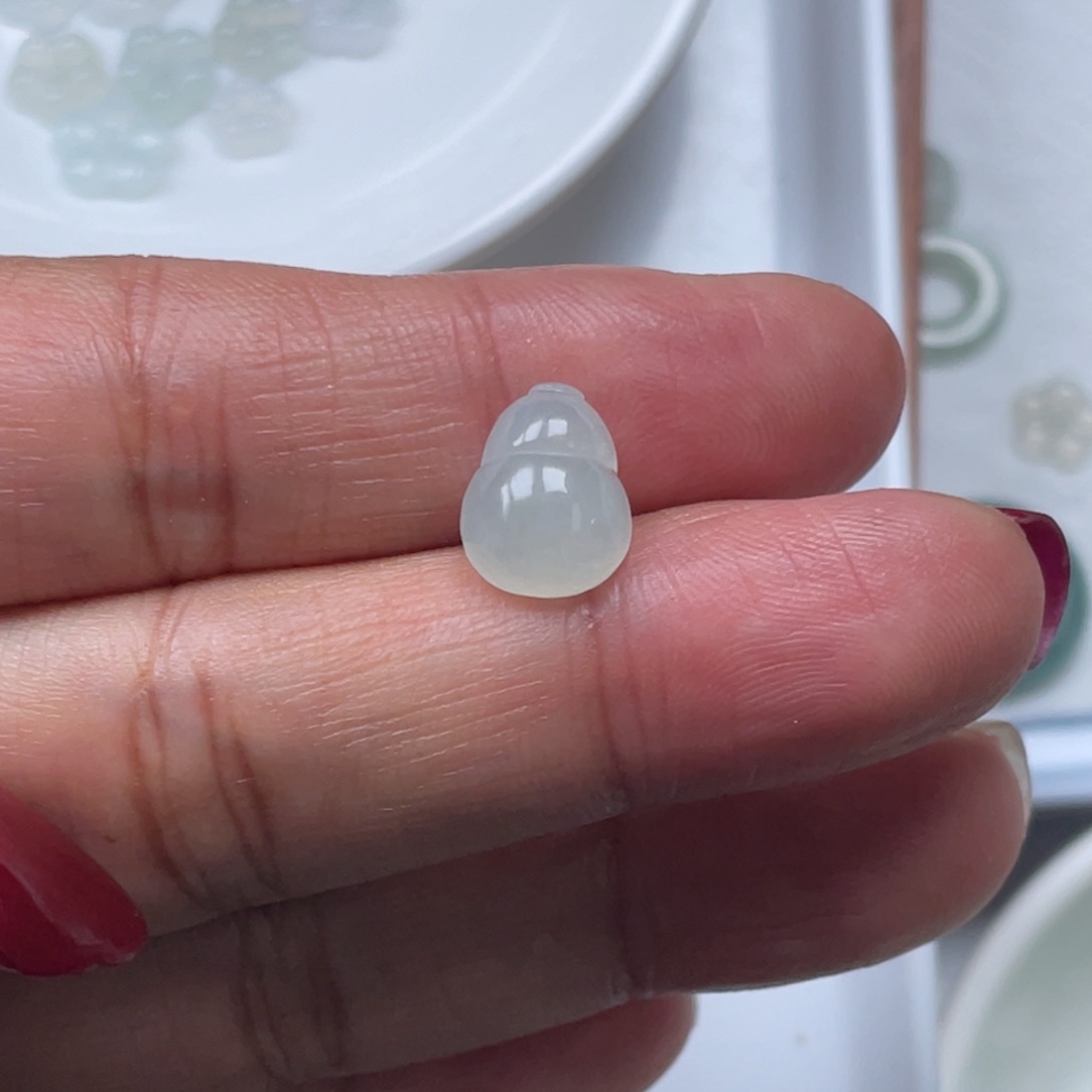 翡翠颈饰未镶嵌88888888