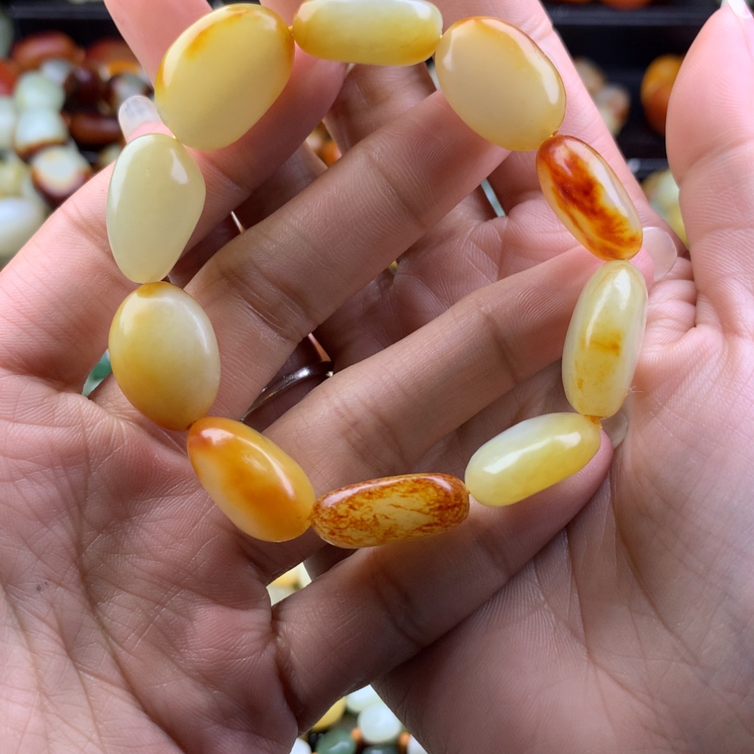 和田玉未镶嵌手链