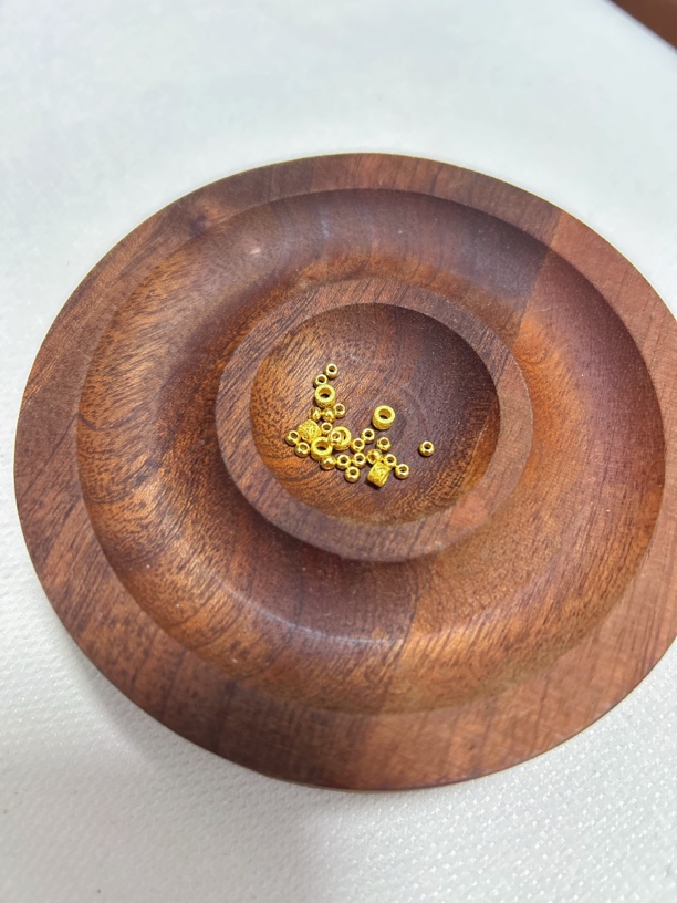 足金饰品戒指 1.22克