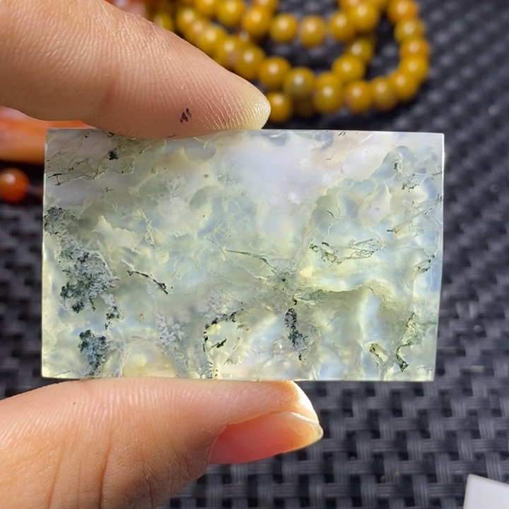 玛瑙/玉髓颈饰未镶嵌咖**人