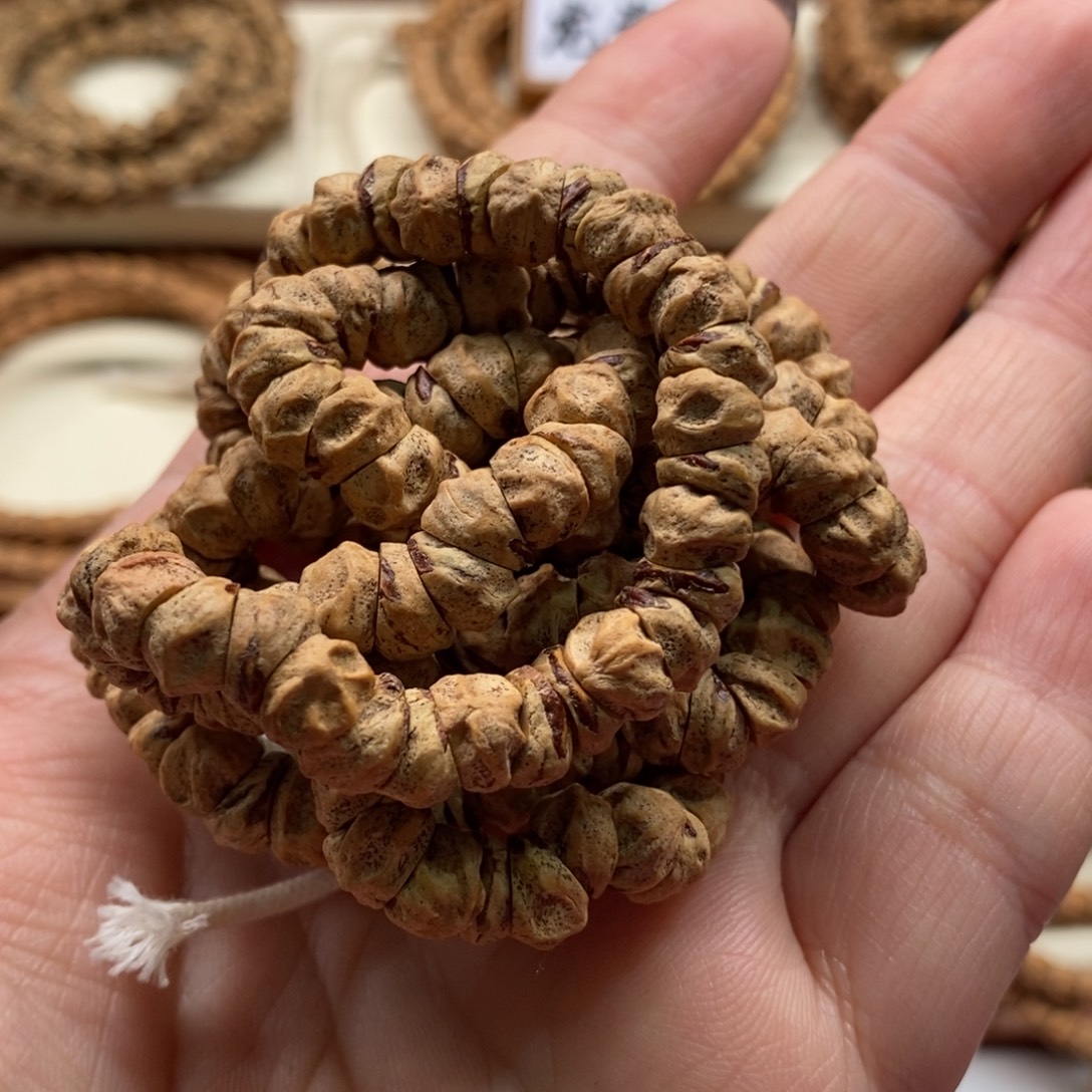 柏香籽/百香籽吊坠