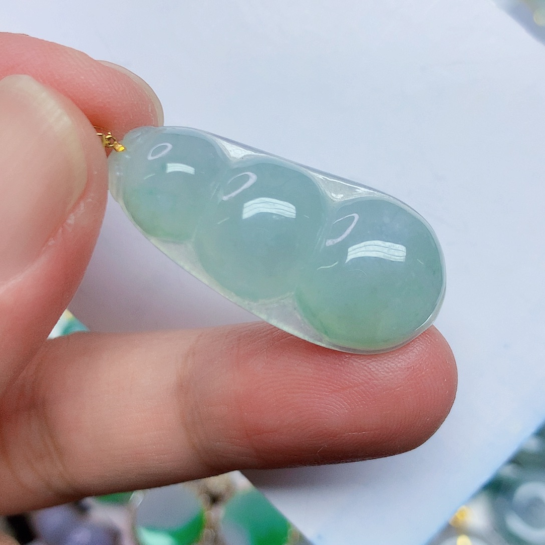 翡翠18K金镶嵌颈饰3577643