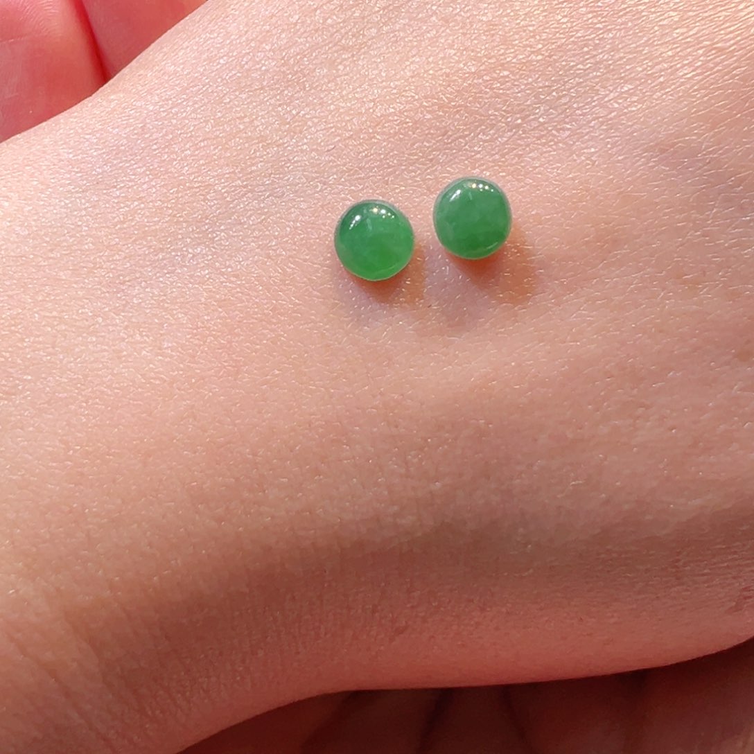 翡翠颈饰未镶嵌E****e翡翠