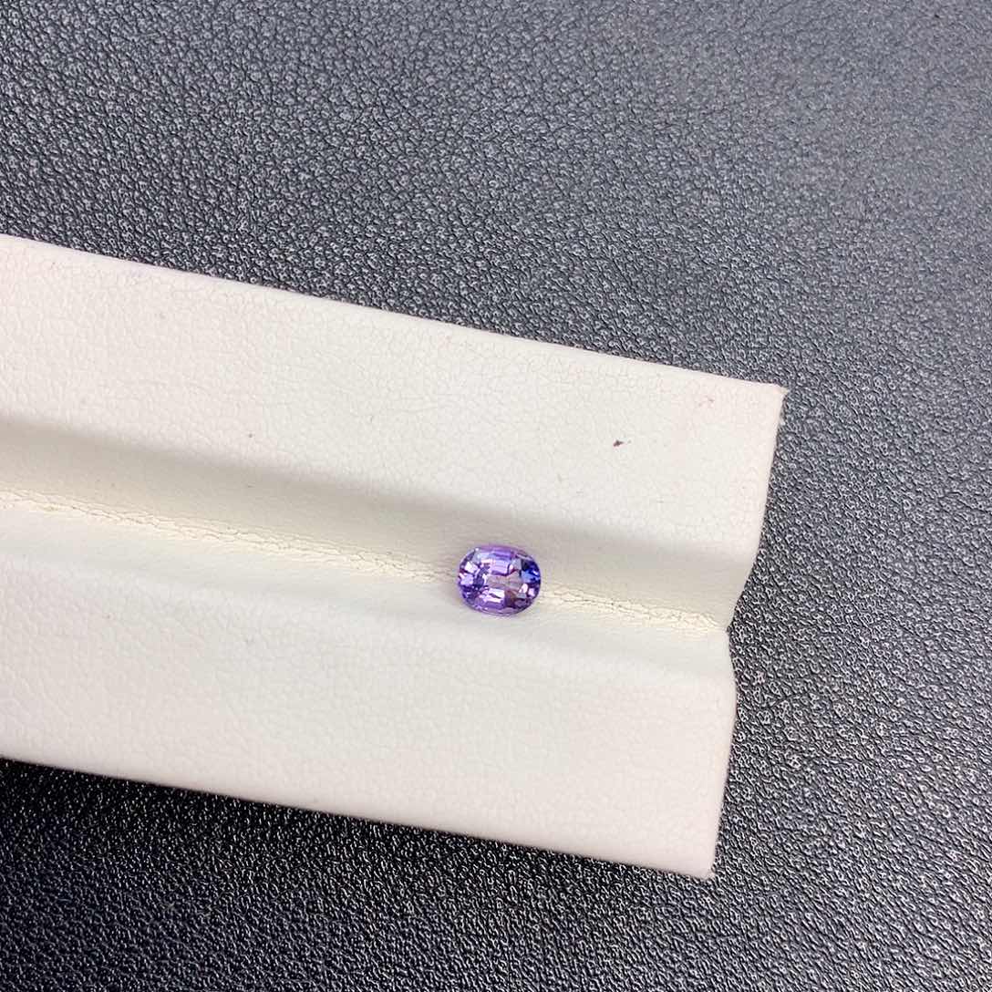 彩色蓝宝石裸石未镶嵌天然无烧紫蓝宝裸石福利