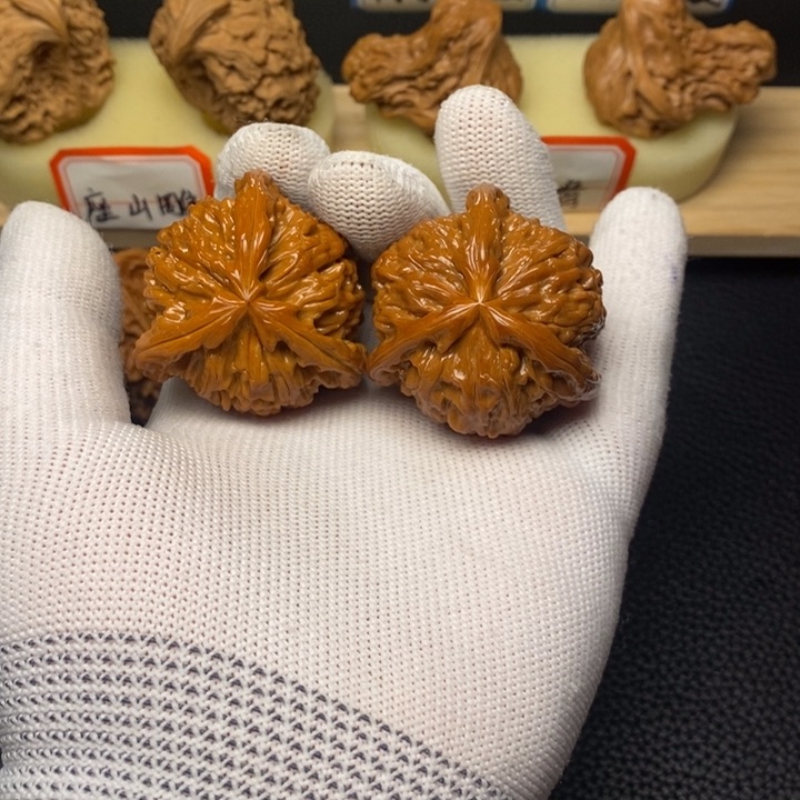 文玩核桃吊坠工艺三棱