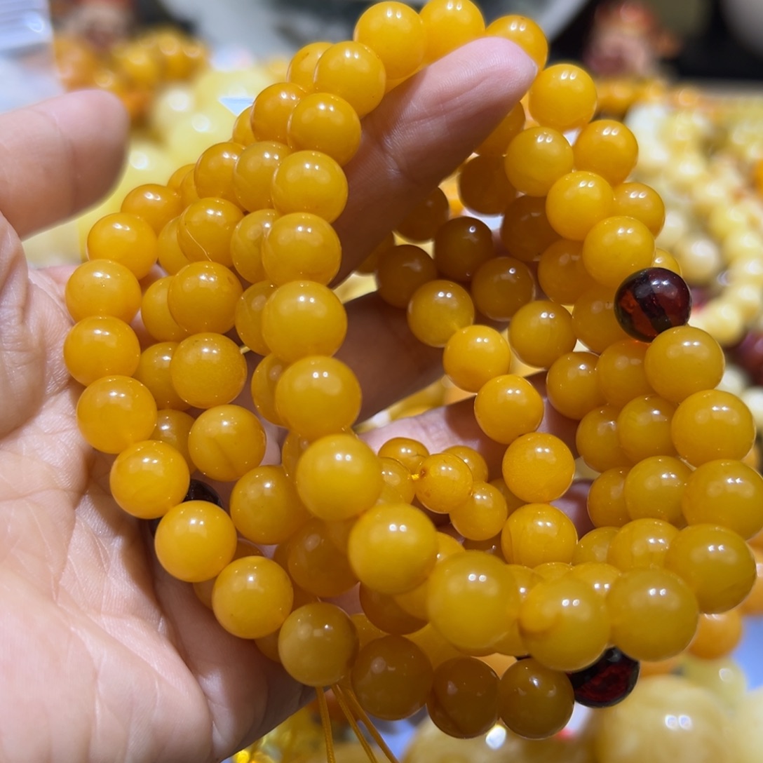 琥珀珠宝奇石未镶嵌