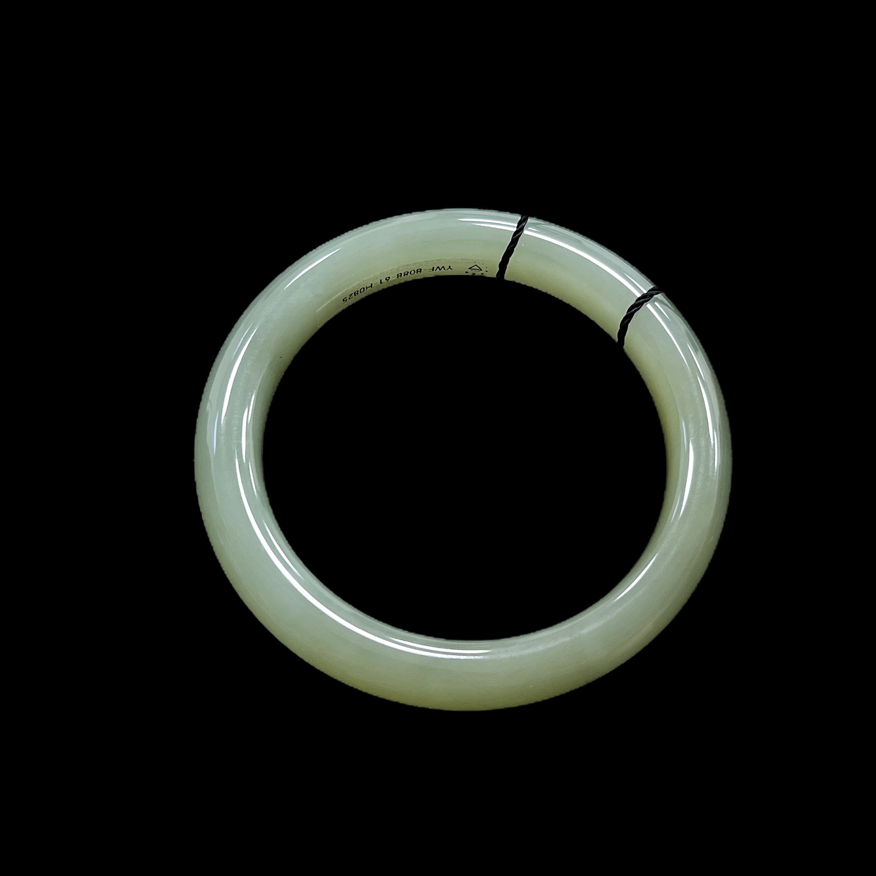 V6044 和田玉手镯孤品