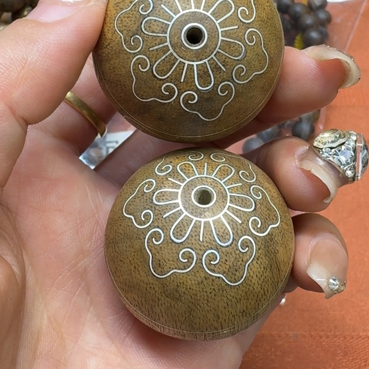 沉香吊坠馨安居沉香定制款