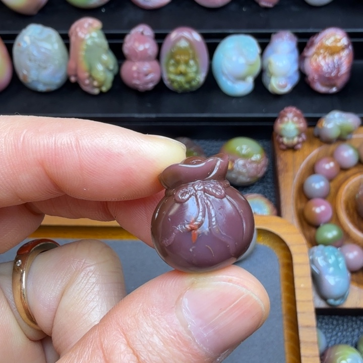 玛瑙/玉髓合金颈饰盐源原矿