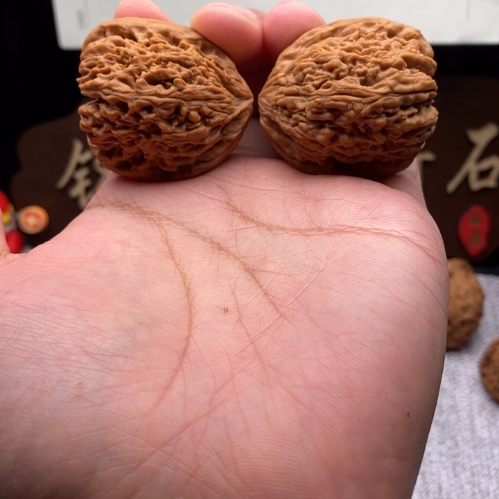 文玩核桃吊坠南疆石