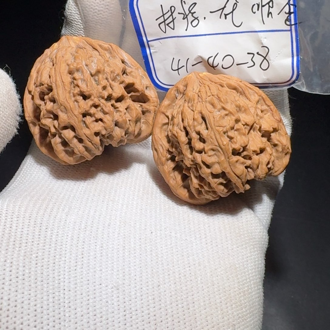 文玩核桃把件2号村将有黄