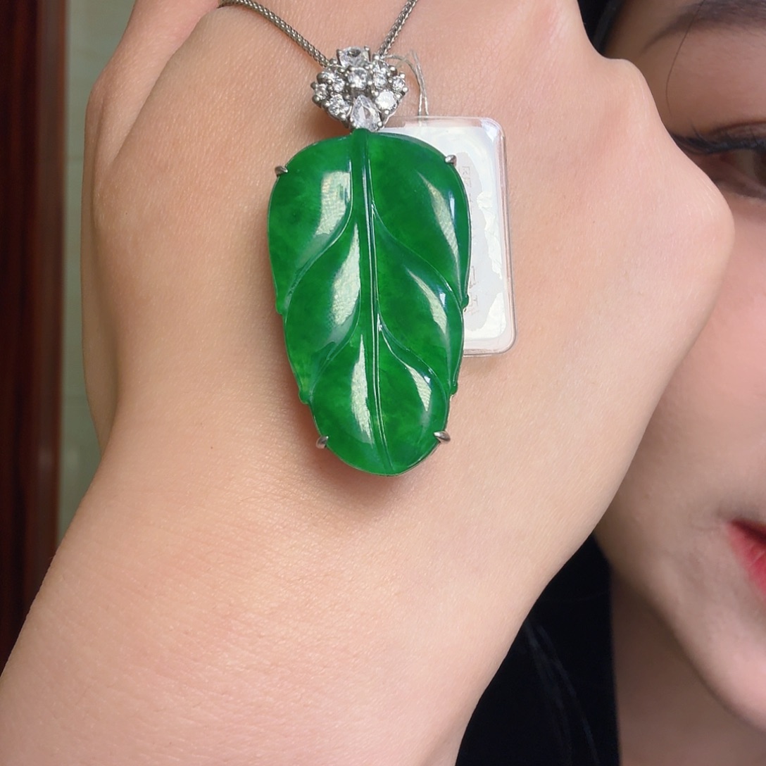 翡翠银S925镶嵌颈饰吊坠