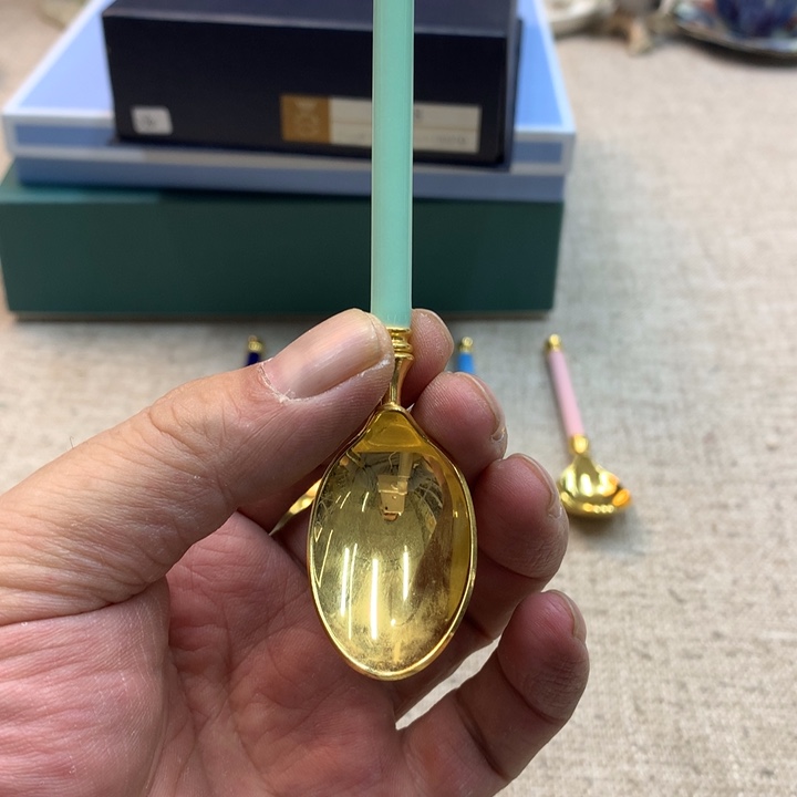 ****啦金瓷阁家的美丽瓷器